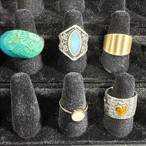 Lot of 5 Elegant Silver and Gold-Tone Ring Number 8